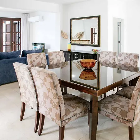 Villa Aphrodite Hills Superior 66 *